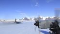 Chilské armádní letouny C-130 Hercules na základně v Antarktidě