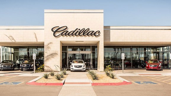 Cadillac se chce zbavit části svých dealerů, využije k tomu elektromobily