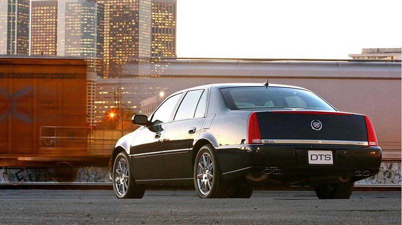 Cadillac DTS