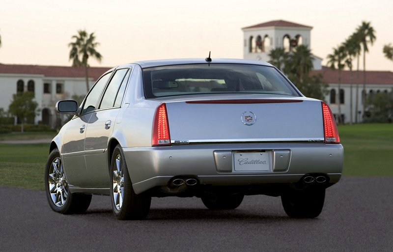 Cadillac DTS