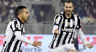 Šlágr mezi AC a AS Řím skončil plichtou, Zeman nestačil na Juventus
