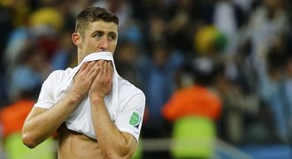 Nejhorší pocit v kariéře, řekl Angličan Cahill po prohře s Uruguayí