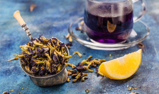 Nejlepší bylinkové čaje proti nadýmání, které vám uleví