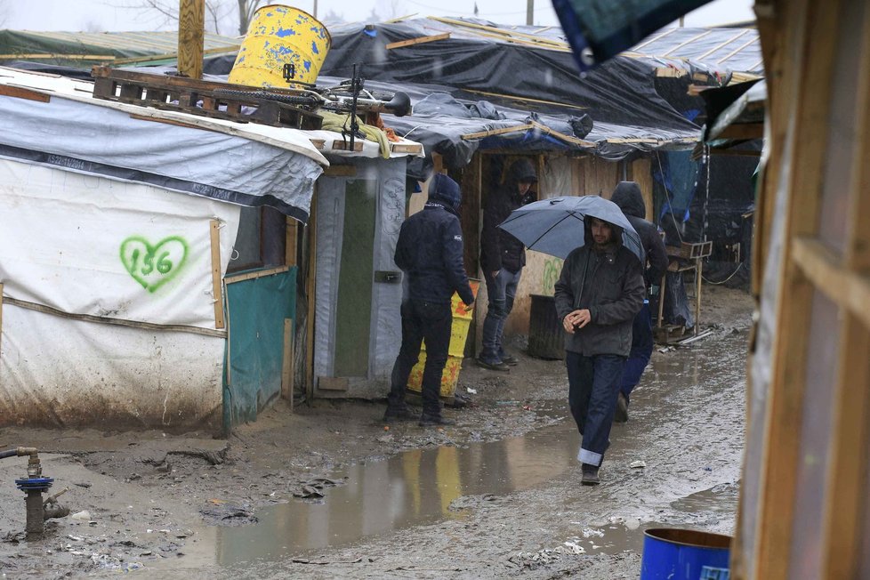 Uprchlické městečko u Calais