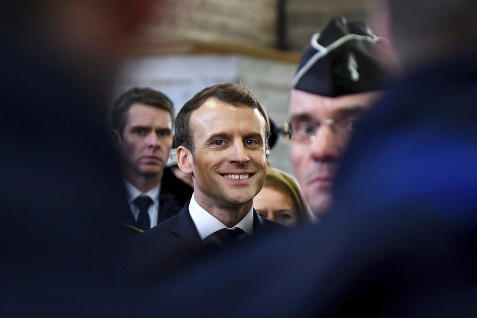 Francouzský prezident Emmanuel Macron v Calais promluvil o migraci.