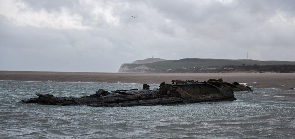 Vrak německé ponorky na francouzském pobřeží u Wissantu poblíž Calais
