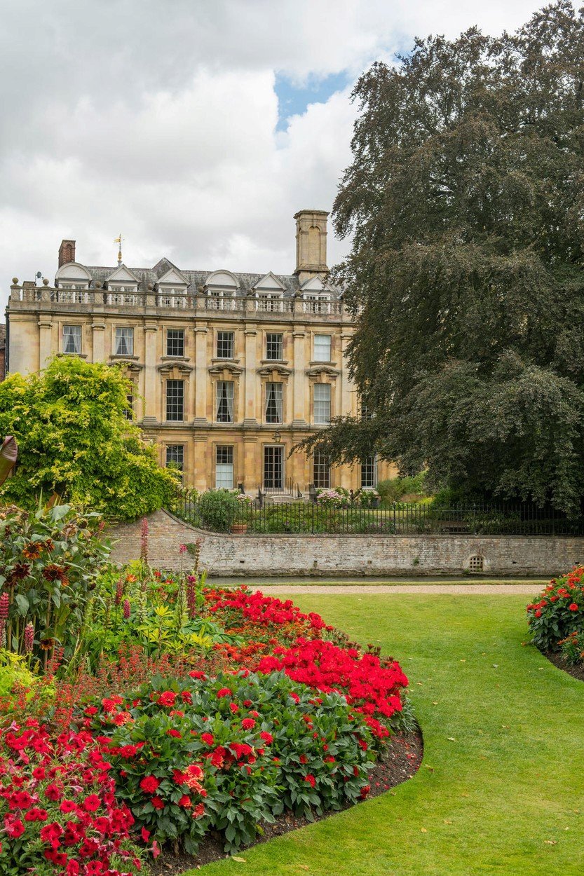 Univerzita v Cambridge přišla o trávník