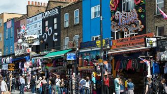 Poznejte Londýn jinak: Camden Town je rušné tržiště s bláznivými domky i zajímavou historií