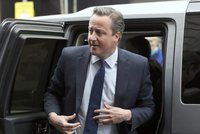 Cameron o zatajeném milionu v daňovém ráji: Ve vysvětlování jsem chyboval