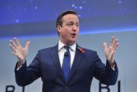 Na Sýrii! velí britský premiér Cameron. „Bombardujme ISIS, jen řeči nic neřeší“