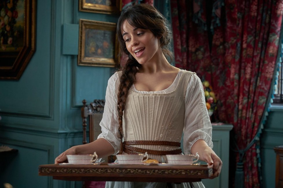 Camila Cabellová jako Popelka.
