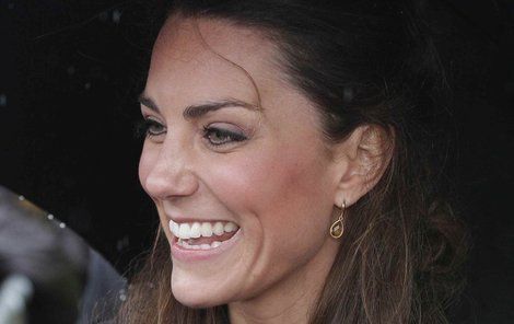 Kate Middleton je podruhé těhotná!