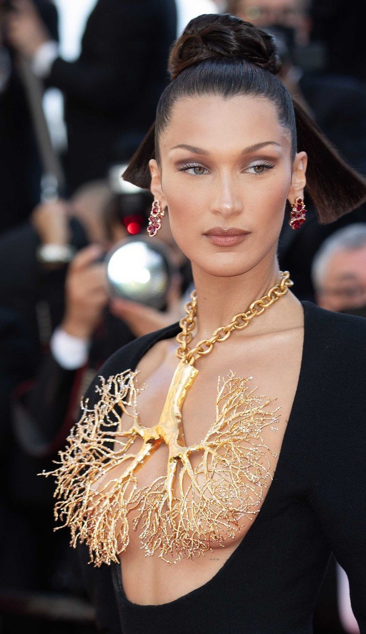 Cannes 2021: Bella Hadid