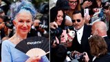 To »NEJ« z Cannes: Protesty kvůli Deppovi, modrá rebelka Mirrenová a Uma ladila s kobercem
