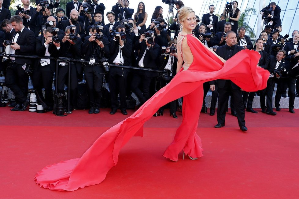 Petra Němcová na festivalu v Cannes