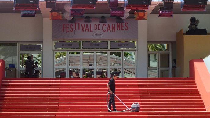 Festival v Cannes.