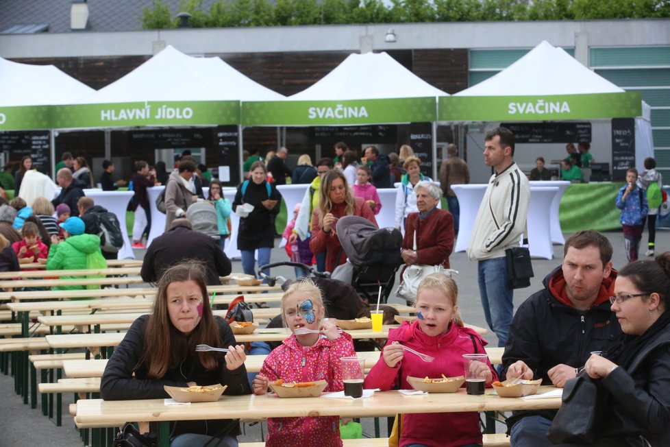 Babiš pořádal v sobotu 20. května rozlučka na farmě Čapí hnízdo