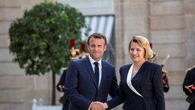 Macron přivítal Čaputovou v Paříži jako symbol sjednocené Evropy (24. 7. 2019)