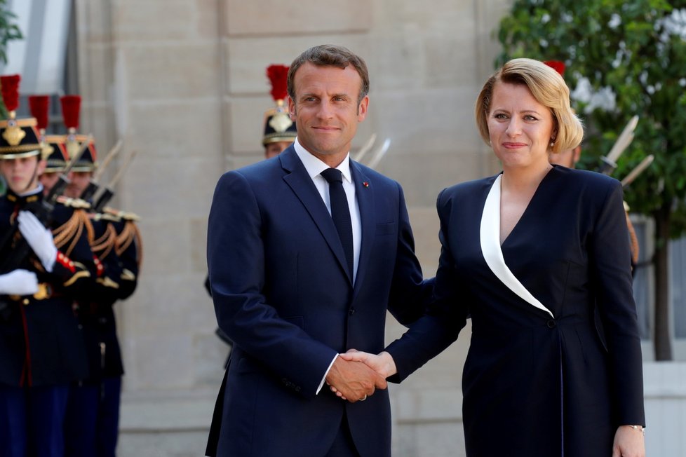 Macron přivítal Čaputovou v Paříži jako symbol sjednocené Evropy. (24. 7. 2019)