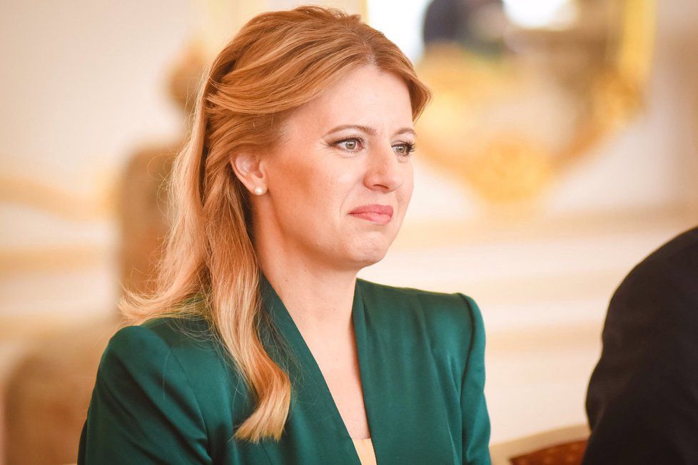 Slovenská prezidentka Zuzana Čaputová se setkala při své první zahraniční cestě na Pražském hradě setkala také s některými členy české vlády.