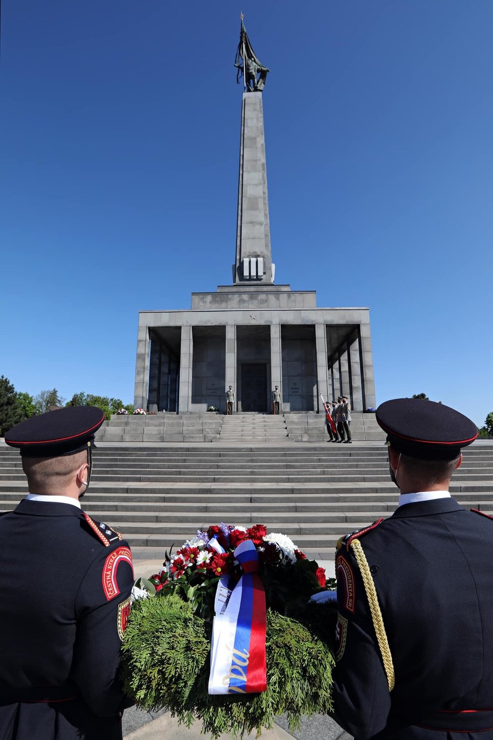 Slovenská prezidentka na bratislavském Slavíně ku příležitosti 76. výročí Dne vítězství (8. 5. 2021)