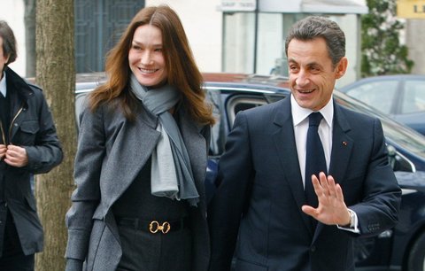 Jaká je Carla Bruni Sarkozy? Jsem náročná, přiznává první dáma Francie
