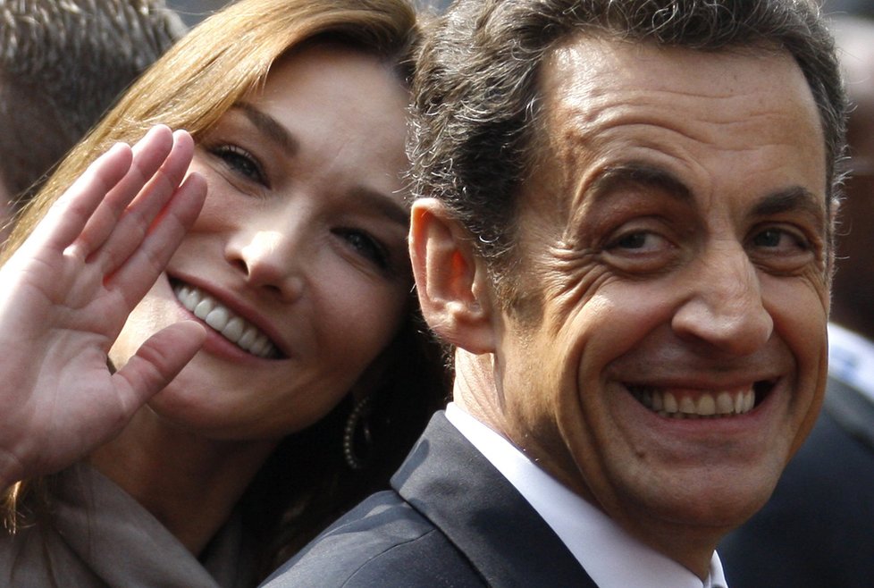 Carla Bruni s manželem Nicolasem Sarkozym
