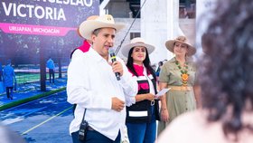 Carlos alberto Manzo Rodríguez byl oblíbeným lokálním politikem