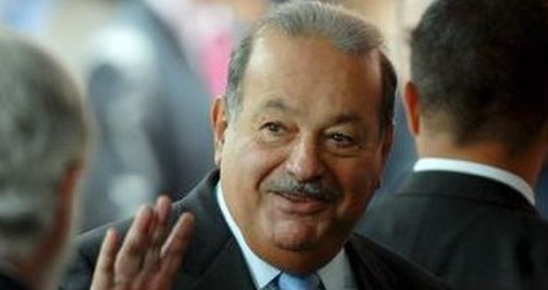 Zdánlivě neporazitelného zakladatele softwarové společnosti Microsoft však letos sesadil Mexičan Carlos Slim Helú.