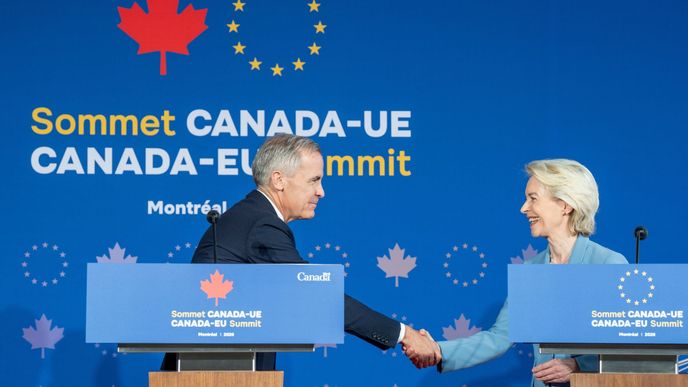 Premiér Mark Carney a šéfka Evropské komise Ursula von der Leyenová na summitu EU–Kanada v Montrealu. Premiér Mark Carney a šéfka Evropské komise Ursula von der Leyenová na summitu EU–Kanada v Montrealu.