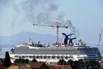 Muž vypadl z obří výletní lodi Carnival Valor