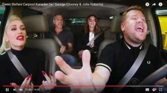 Carpool Karaoke: Když vám nestačí gauč, narvěte hvězdy k sobě do auta