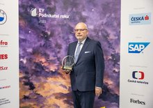 Zemřel Karel Kadlec. Čechům dal Rolls-Royce i Aston Martin. Vybudoval jeden z nejvlivnějších podniků u nás