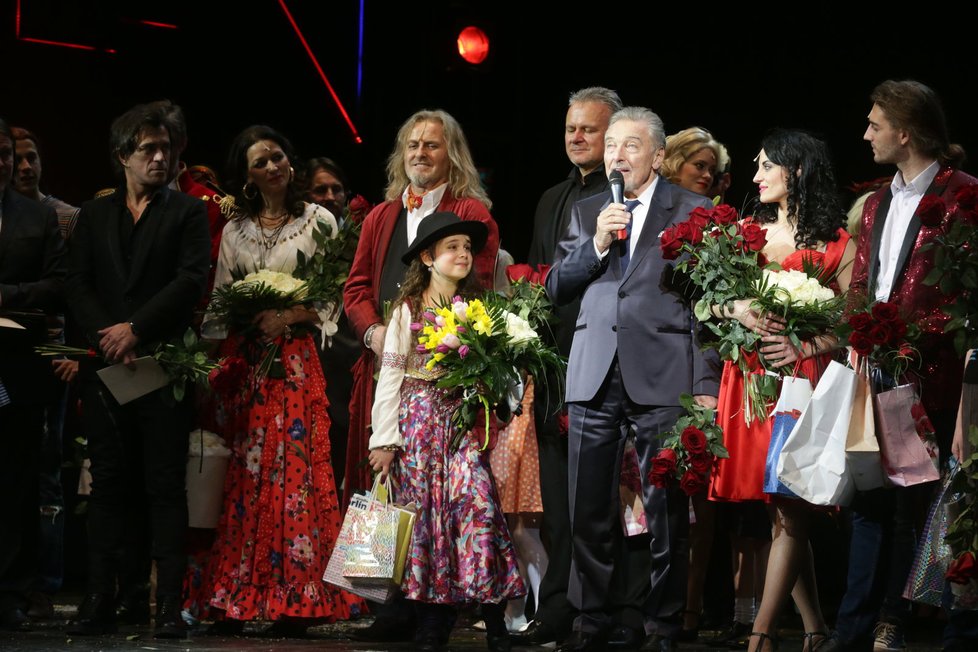 Karel Gott na premiéře muzikálu Čas růží