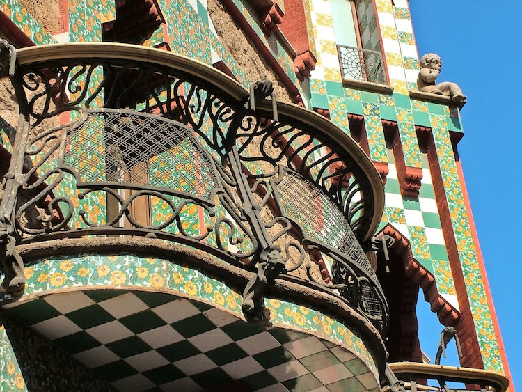 Gaudího první stavba Casa Vicens