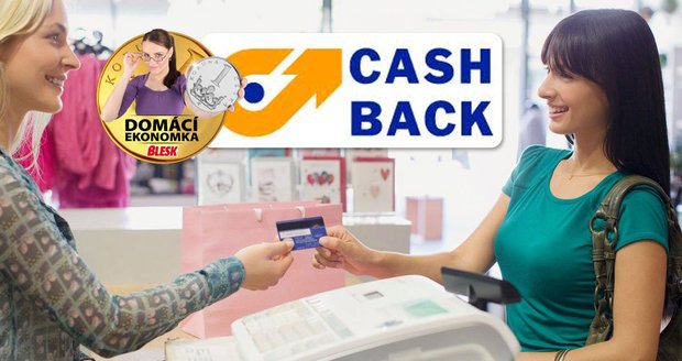 Štvou vás poplatky za výběr z bankomatu? Zkuste si říct o „cashback“
