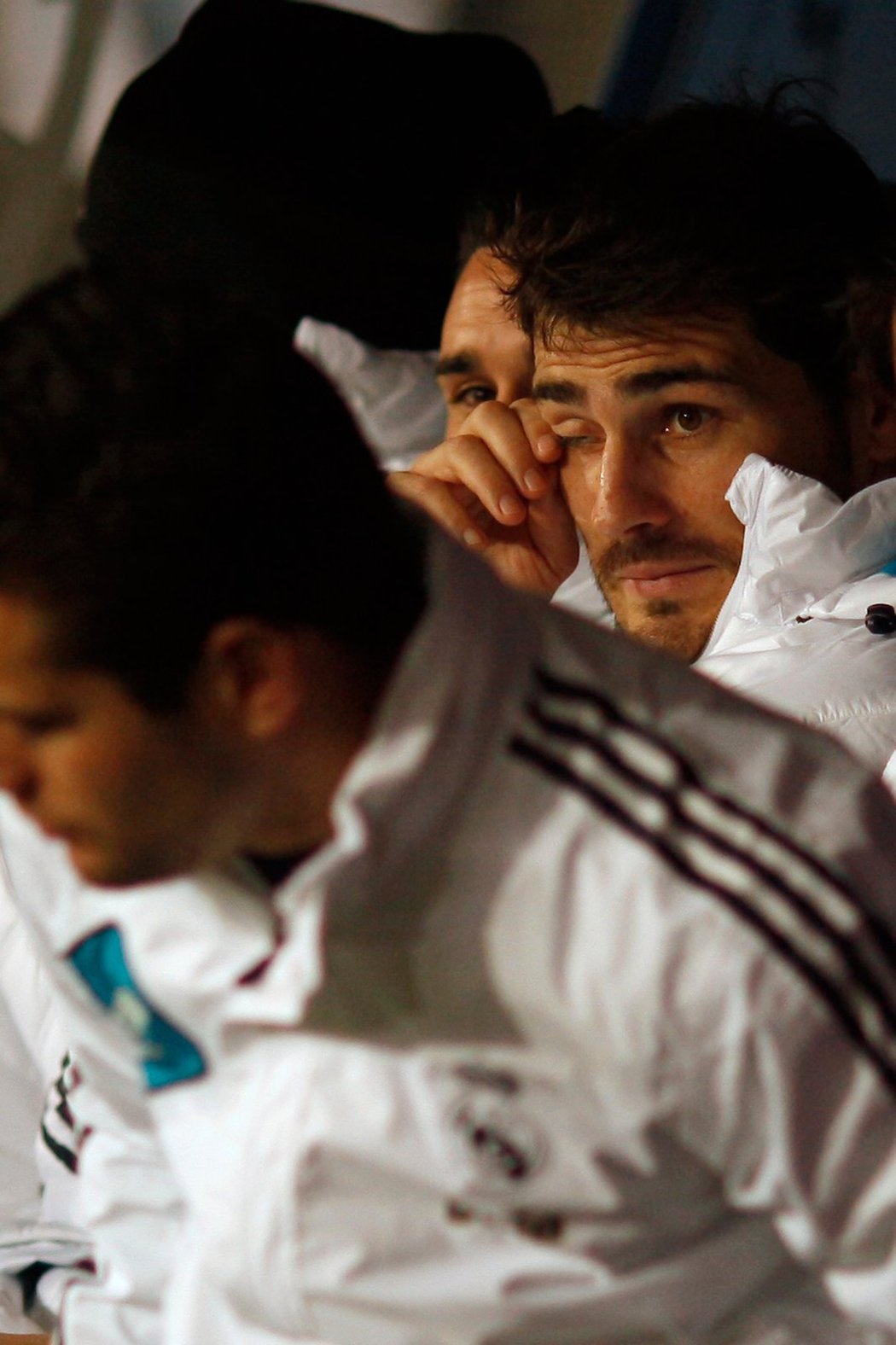 Iker Casillas si mnul oči, kroutil očima, a pak je raději zavřel...