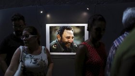 Fidel Castro slaví devadesátiny. Lidé vzdávají hold kubánskému vůdci.