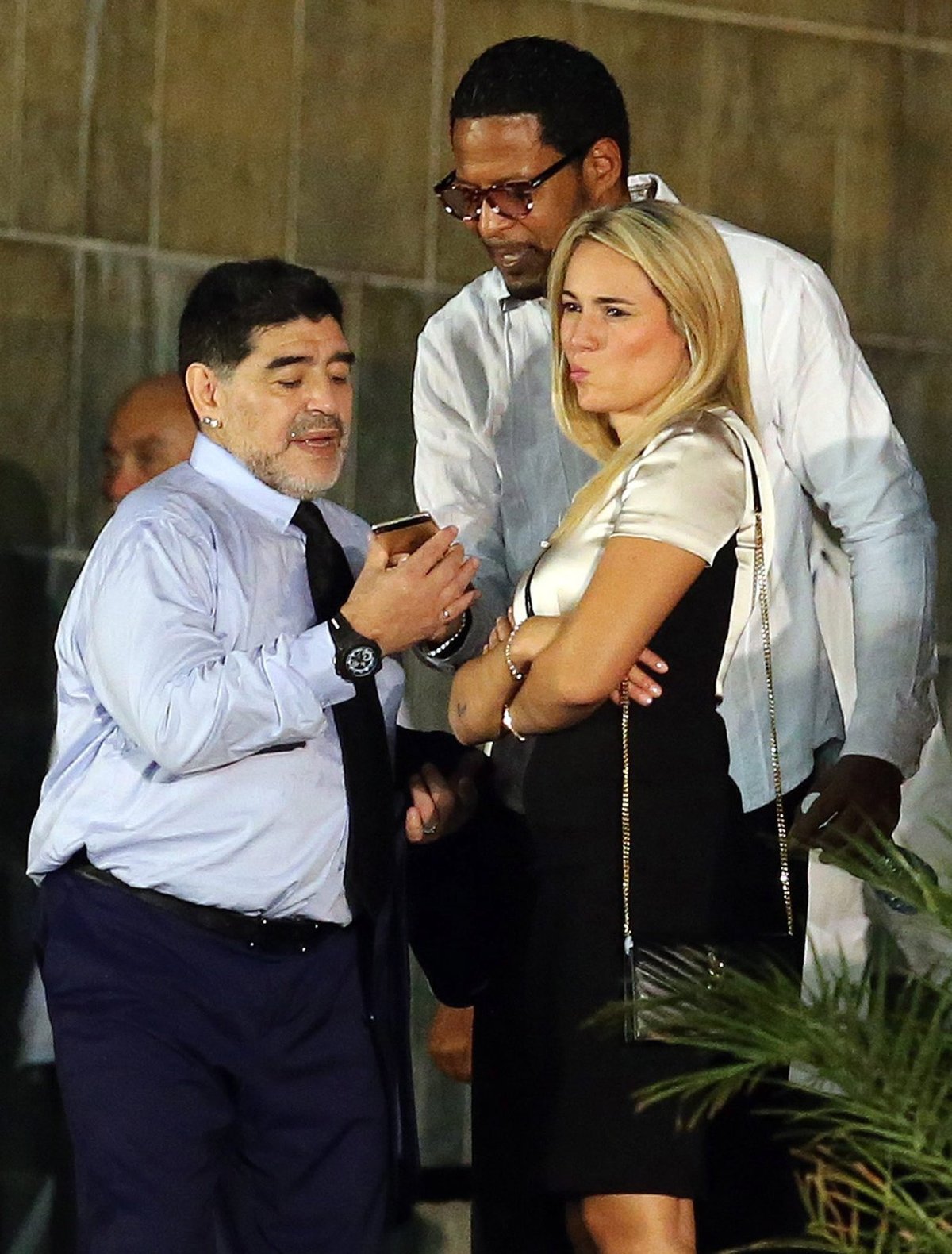 Maradona (56) si pohřeb ujít nenechal.