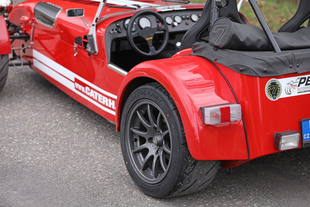 Caterham Seven 275