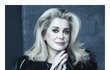 Catherine Deneuve se stala jednou z tváří módního domu Louis Vuitton s/s 2014