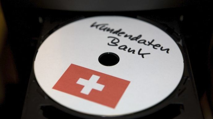 Cédéčko s daty o bankovních klientech švýcarských bank, které před lety způsobilo poprask