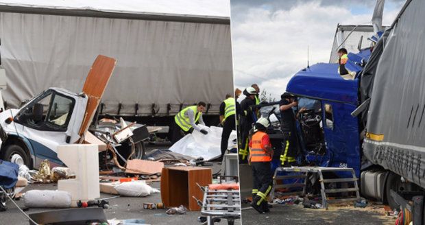 Čech za volantem kamionu rozválcoval karavan v Německu, zabil v něm tři lidi