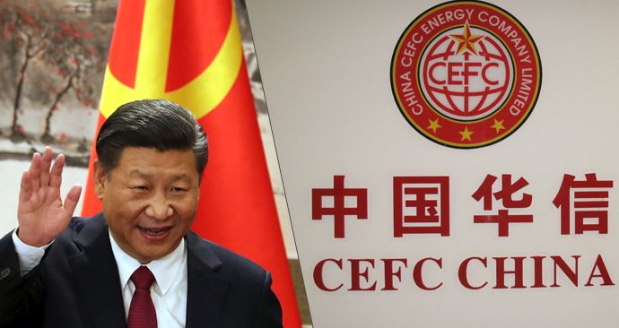 Kontrolu nad CEFC China Energy převzala státní agentura. Vlevo čínský prezident Si Ťin-pching.