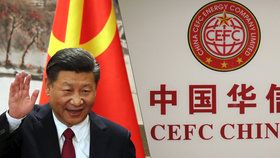 Kontrolu nad CEFC China Energy převzala státní agentura, píše Reuters. Vlevo čínský prezident Si Ťin-pching