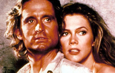 Michael Douglas a Kathleen Turner v Honbě za diamantem v roce 1984