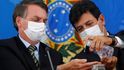 brazilský prezident Jairo Bolsonara se vyjadřuje k situaci ohledně koronaviru