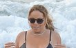 Zpěvačka Mariah Carey dováděla v moři a neuhlídala bradavku.