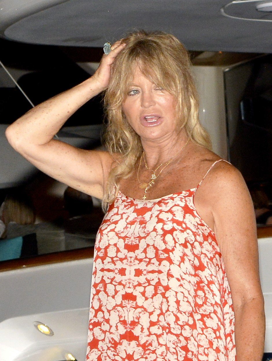 Celebrity, co to přehnaly s alkoholem:  Goldie Hawn