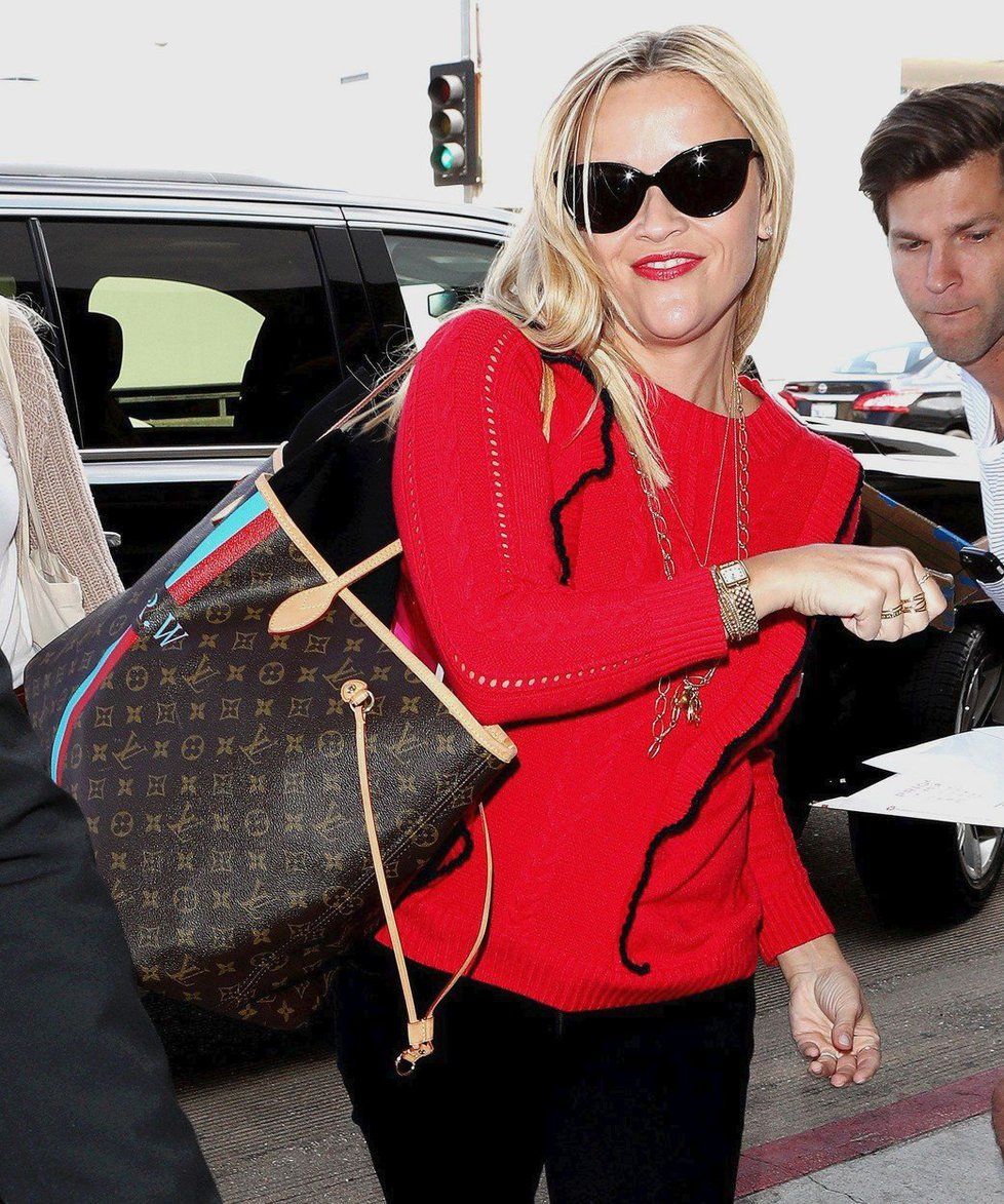 Reese Witherspoon má nejčastěji iniciály na svých kabelkách.